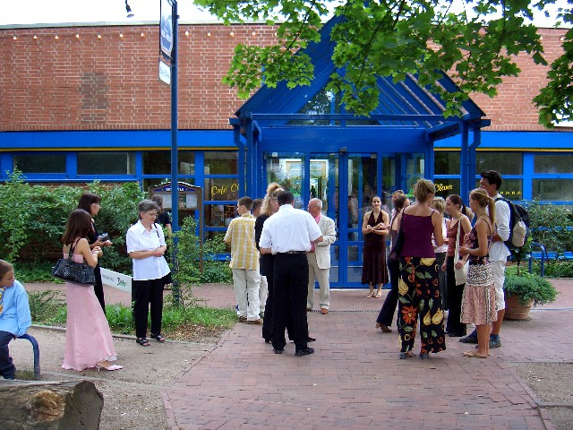 Image 15 of 64  -  181 kB